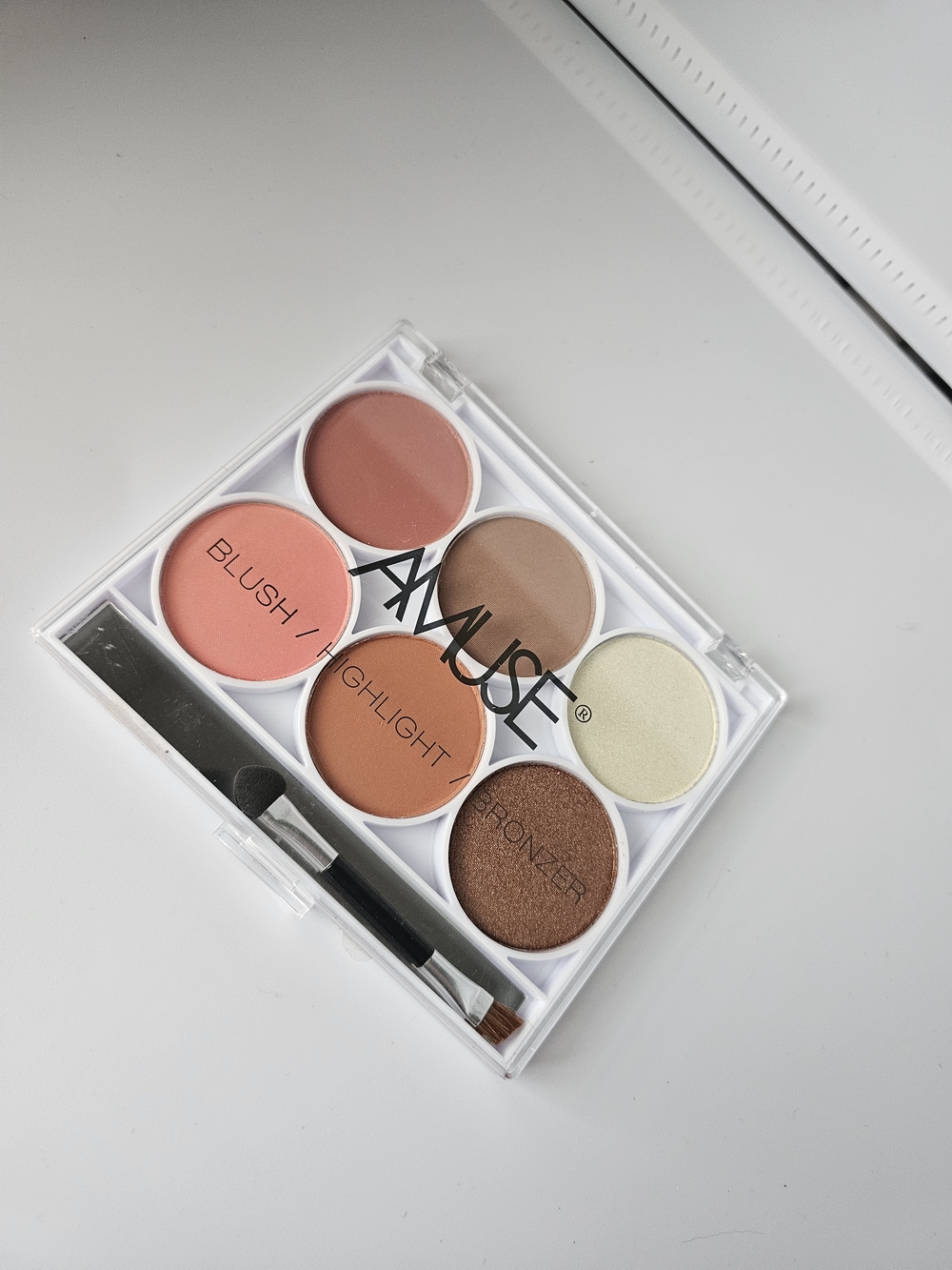 Bronzer Palettes/ Six Colors